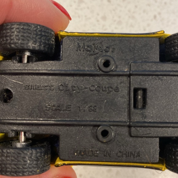 Car Model 1:32 Scale Mini Maisto Smart Fortwo Pull Back Smartcar City Die Cast - Picture 3 of 5